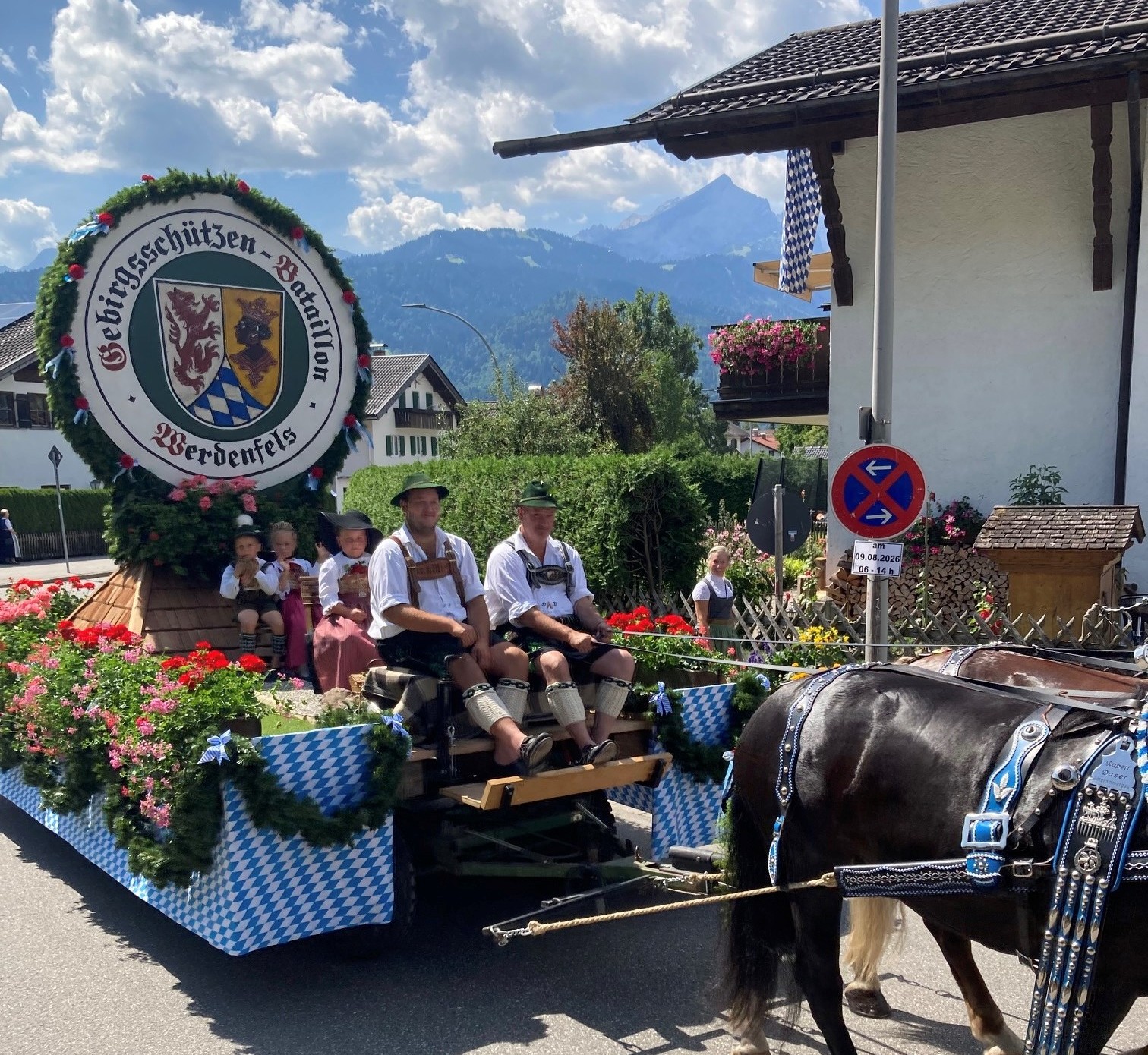 Festzug 100 Jahre Gebirgsschützen Partenkirchen.